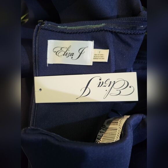 ELIZA J Women's Ruffled Sleeve Off-The-Shoulder Mermaid Gown NWT sz 2 Navy Blue - Picture 5 of 5